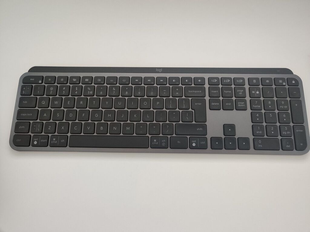 Logitech MX Keys keyboard Review